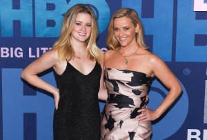 Reese Witherspoon Reacts to Daughter Ava Phillippe Rare Photo With Boyfriend Owen Mahoney