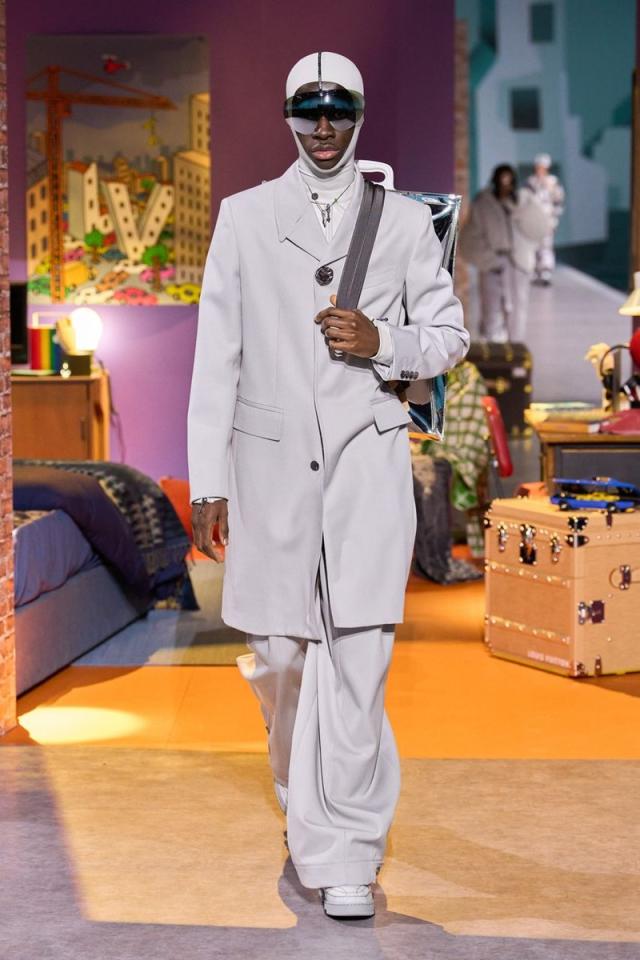 Virgil Abloh Made Playful Suits for Louis Vuitton Fall 2020