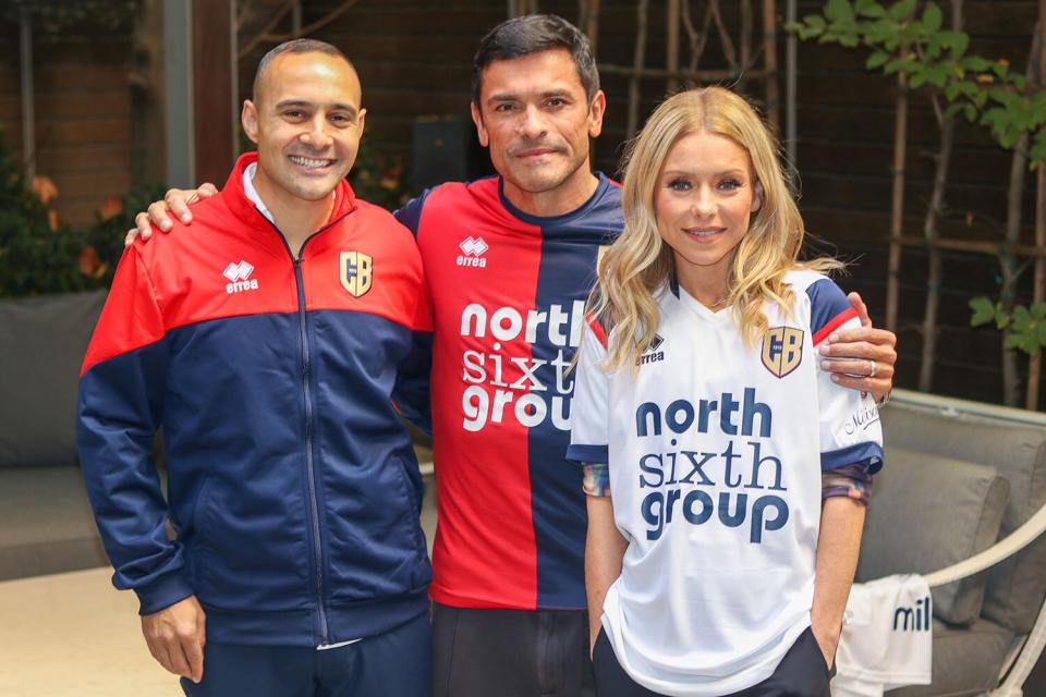 Kelly Ripa and Mark Consuelos buying an Italian soccer team