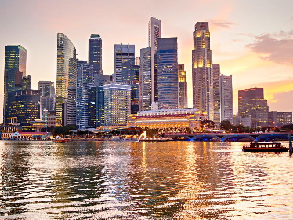 singapore skyline sunset