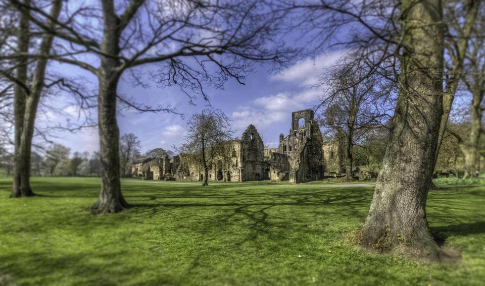 Kirkstall Abbey is worth the journey (Getty/iStockphoto)