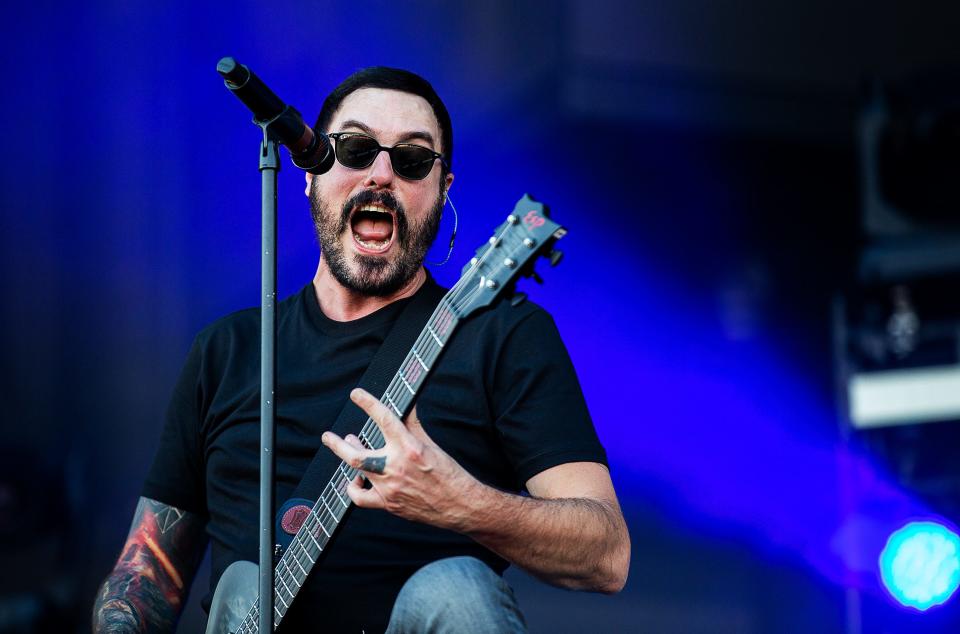 Benjamin Burnley is the lead singer of Breaking Benjamin