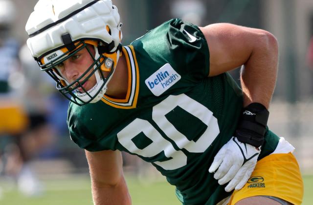 Packer's sign rookie linebacker Lukas Van Ness