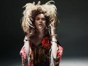 2003 war Joss Stone gerade mal 16 Jahre alt und stand mit ihrem Debüt "The Soul Sessions" in den Top-Fünf der britischen Charts. Dabei war ihr sehr traditioneller Soul-Ansatz damals alles andere als angesagt. Das englische Landei änderte dies und zählt heute als Vorreiterin des späteren britischen Soul-Hypes um Amy Winehouse und Adele. (Bild: Shervin Lainez)