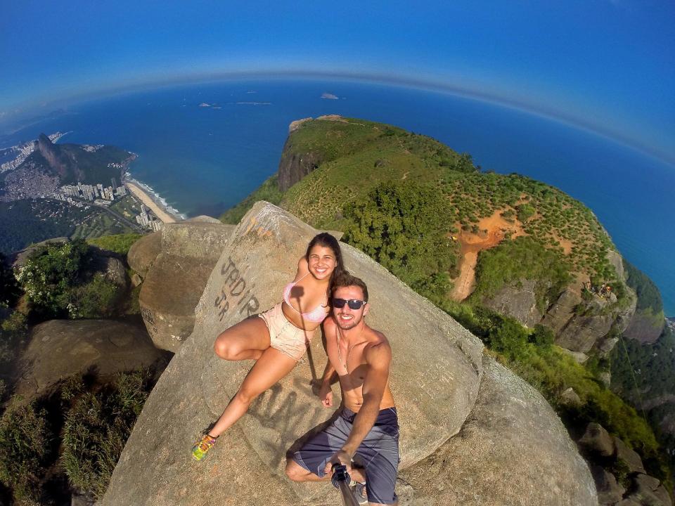 Todesmutiges Freeclimbing auf dem Pedra da Gávea in Rio