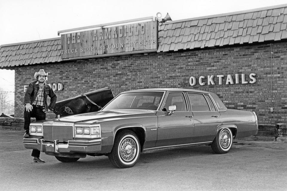 1981 cadillac sedan de ville