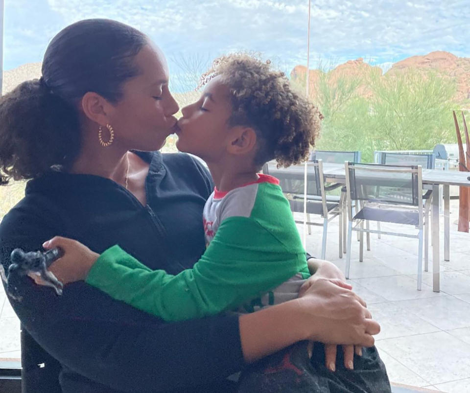 Alicia Keys' Sweetest Family Photos