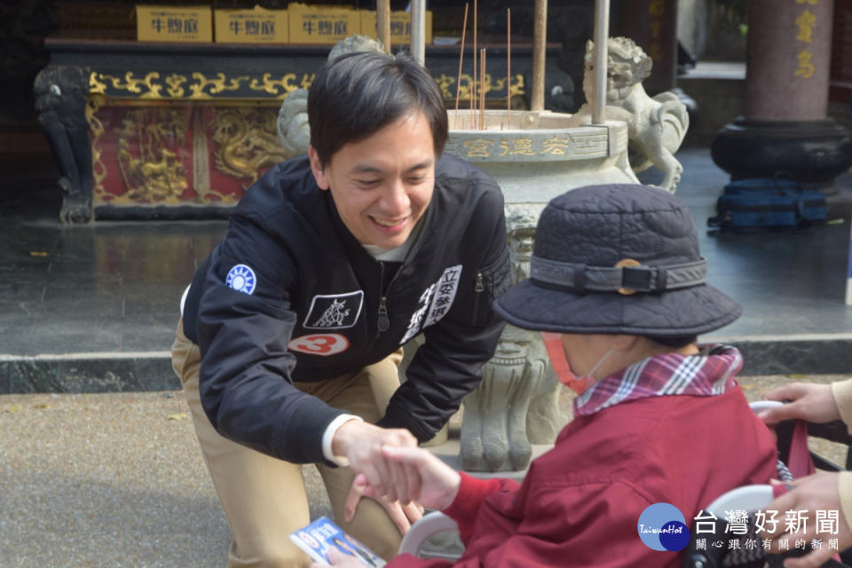 選戰黃金週桃市一選區競爭激烈    新人牛煦庭挑戰政治明星鄭運鵬