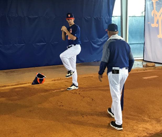 17-year-old cancer survivor Josh Cohen pitched for scouts at Mets camp. (Play Ball)