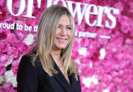 <p><span><span>Jennifer Aniston hatte angeblich einmal eine kurze Karriere im Telemarketing</span></span><span><span>. </span></span><span><span>Sie </span></span><span><span>sagt</span></span><span><span>, </span></span><span><span>sie</span></span><span><span> war </span></span><span><span>schrecklich</span></span><span><span> in </span></span><span><span>ihrem</span></span><span><span> Job. [Bild: PA]</span></span> </p>