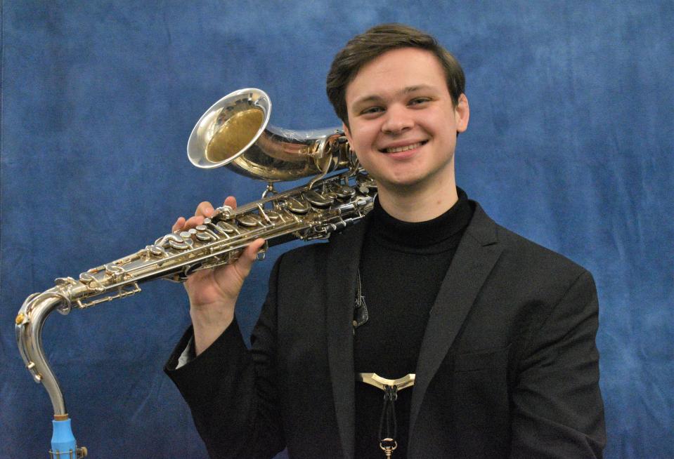 Saxophonist Jerrod Shackleford and his jazz ensemble will perform between sets by Vaughn Wiester's Famous Jazz Orchestra at the Clintonville Woman's Club on Monday.
