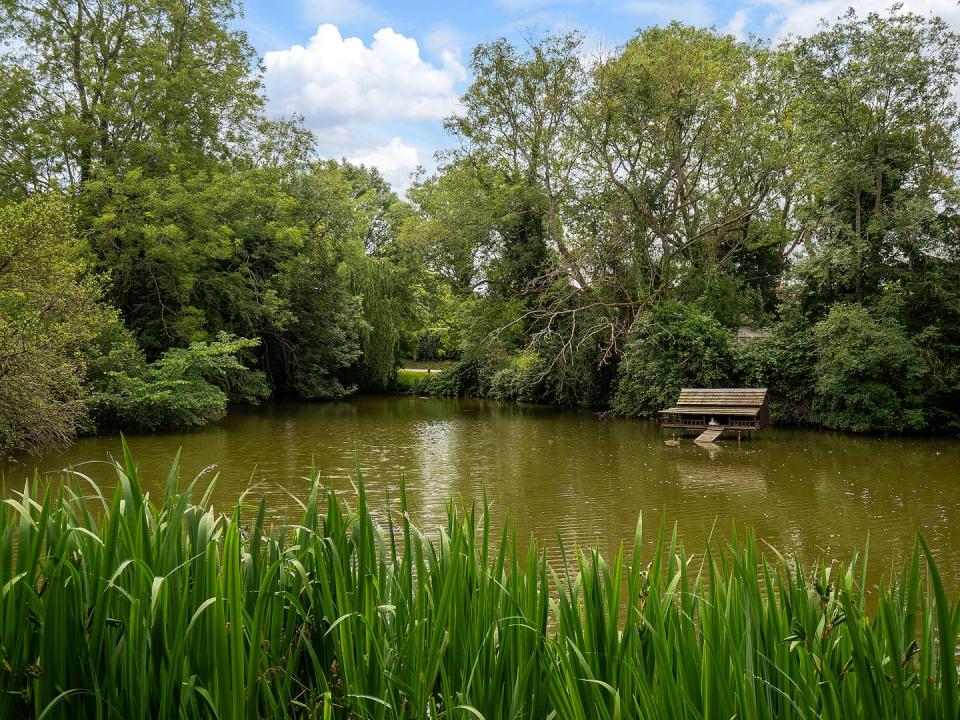 oxfordshire barn from chitty chitty bang bang for sale