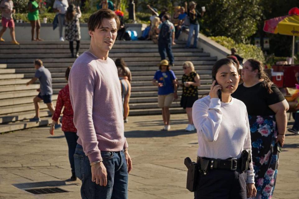 Renfield (Nicholas Hoult) finds support from a traffic cop (Awkwafina) as he questions his allegiance to his narcissistic master.