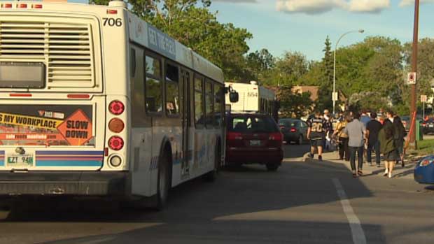 Hundreds of frustrated transit passengers opted to get off Winnipeg Transit buses and walk the rest of the way to Investors Group Field during last week's Blue Bombers game.