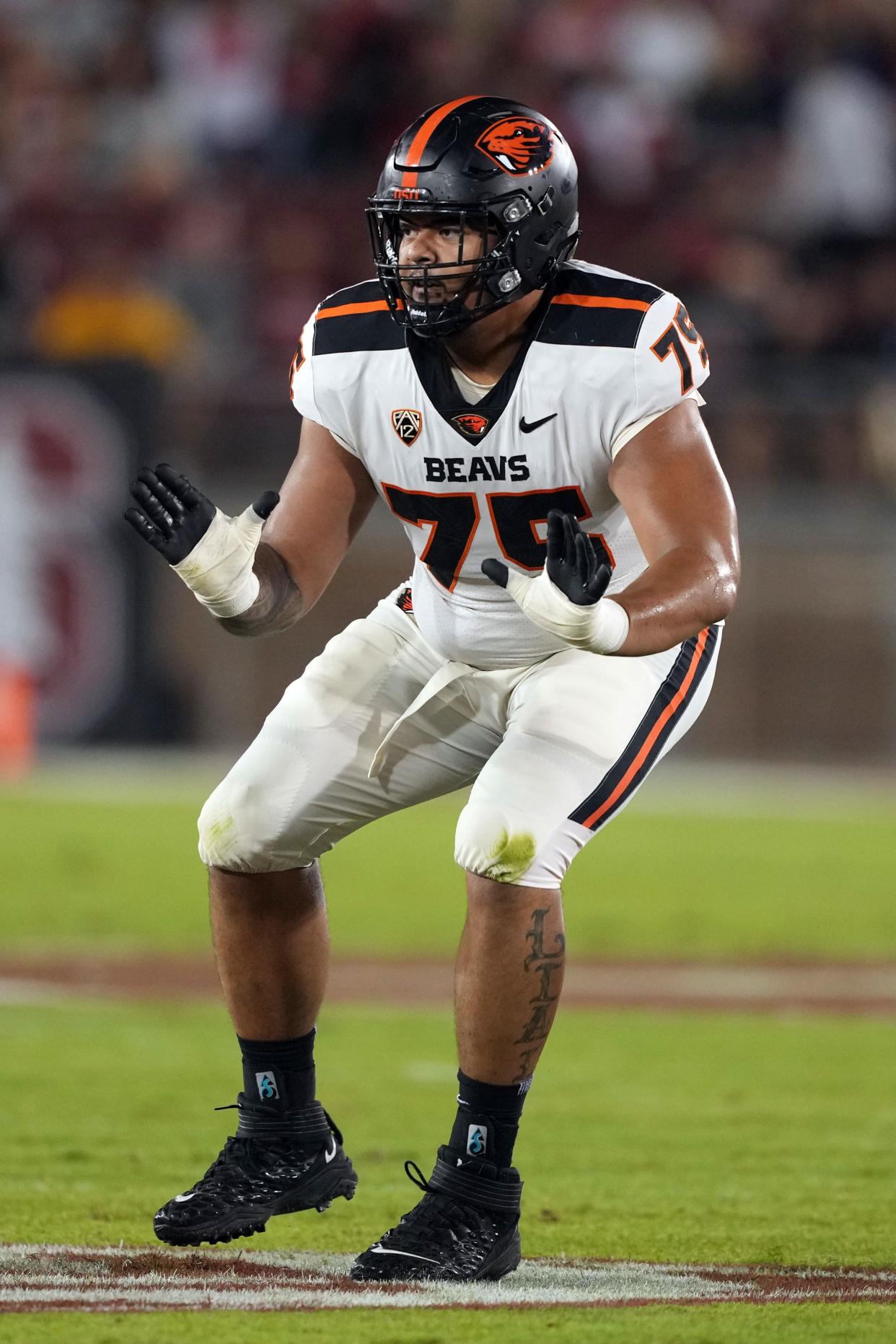 13. Las Vegas Raiders – Taliese Fuaga, OT, Oregon State