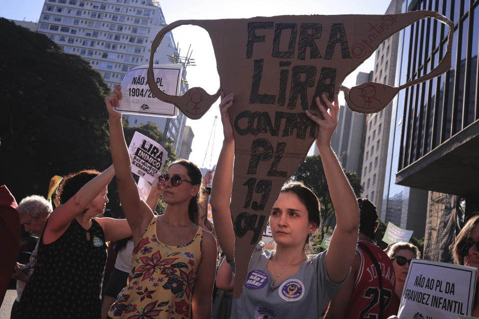 Abortion rights activists march against an anti-abortion congressional bill, along Paulista Avenue in Sao Paulo, Saturday, June 15, 2024. (AP Photo/Ettore Chiereguini)
