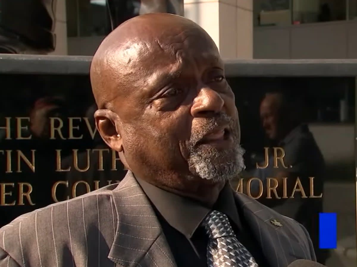 Leonard Mack breaks down while speaking with the media following his exoneration 47 years after he was found guilty of rape in 1976. Screengrab (Eyewitness News ABC7NY / YouTube)