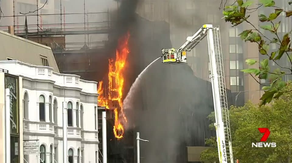 Fire crews battled the blaze in Circular Quay for more than two hours on Tuesday morning. Source: 7 News