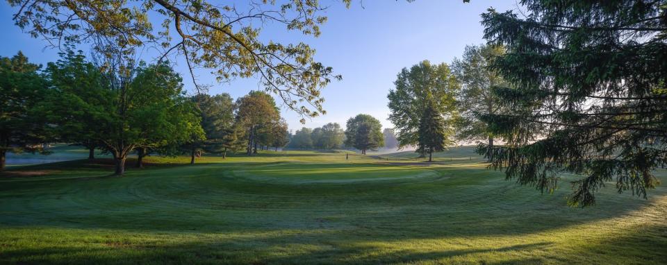 The former Seven Hills Country Club, which closed at the end of the 2022 season, is up for auction this week. The 18-hole course just outside Hartville was once considered one of the premier courses in Stark County.