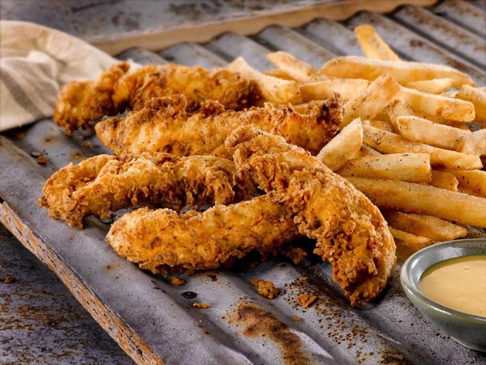 O’Charley’s, known for chicken tenders, free pie Wednesday’s and more, has closed another Kentucky location, this one in Richmond.
