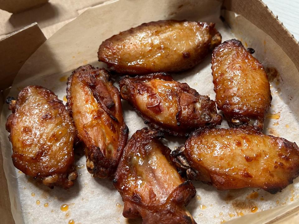 Chicken wings from Pizza Hut