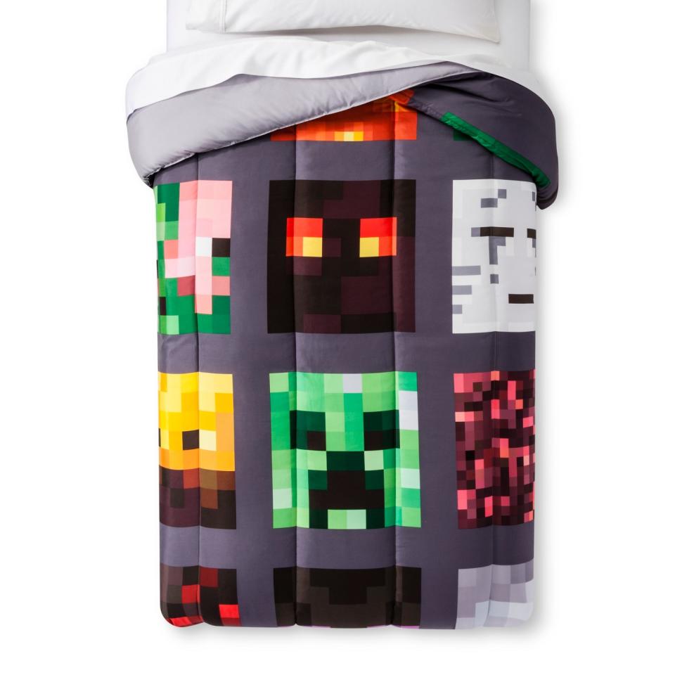 MineCraft Good vs Evil Comforter. (Photo: Target)