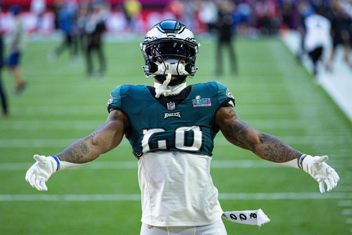 Former Penn State, Philadelphia Eagles star Miles Sanders ripped by Panthers  fans for comments following Vikings loss 