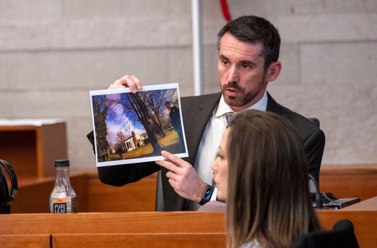 Feb 13 2024; Columbus, Ohio, USA; University of South Carolina law professor Seth Stoughton testifies as an expert witness in the trial of Michael Jason Meade at the Franklin County Common Pleas Court.