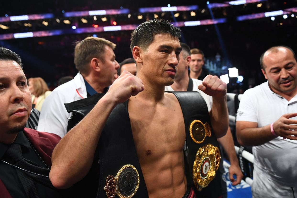 Dmitry Bivol retuvo dos veces su campeonato semipesado durante 2022. (Getty Images)