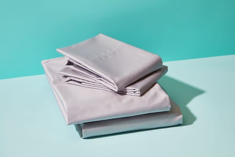 7) Legends Hotel Wrinkle-Free Sateen Sheet Set