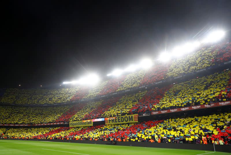 Foto del miércoles de las gradas del Camp Nou durante el partido entre Barcelona y Real Madrid