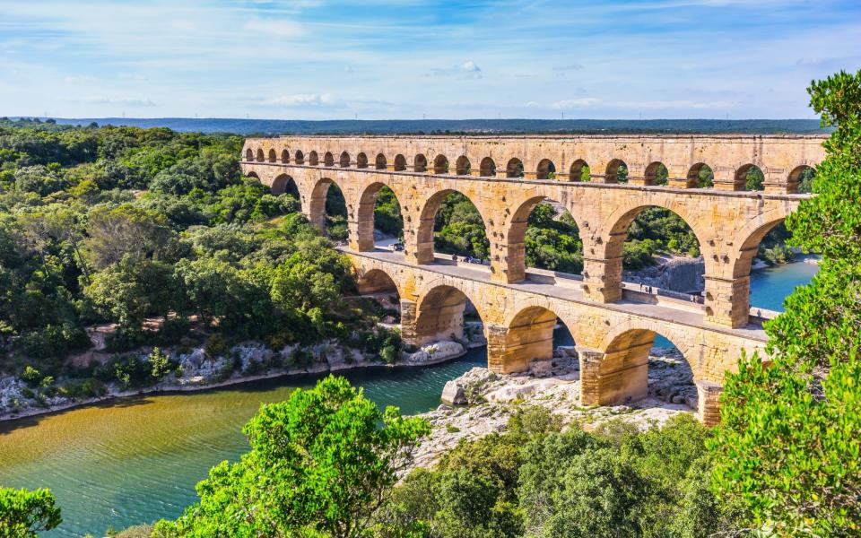 This cruise will take you past the Pont du Gard Roman aqueduct