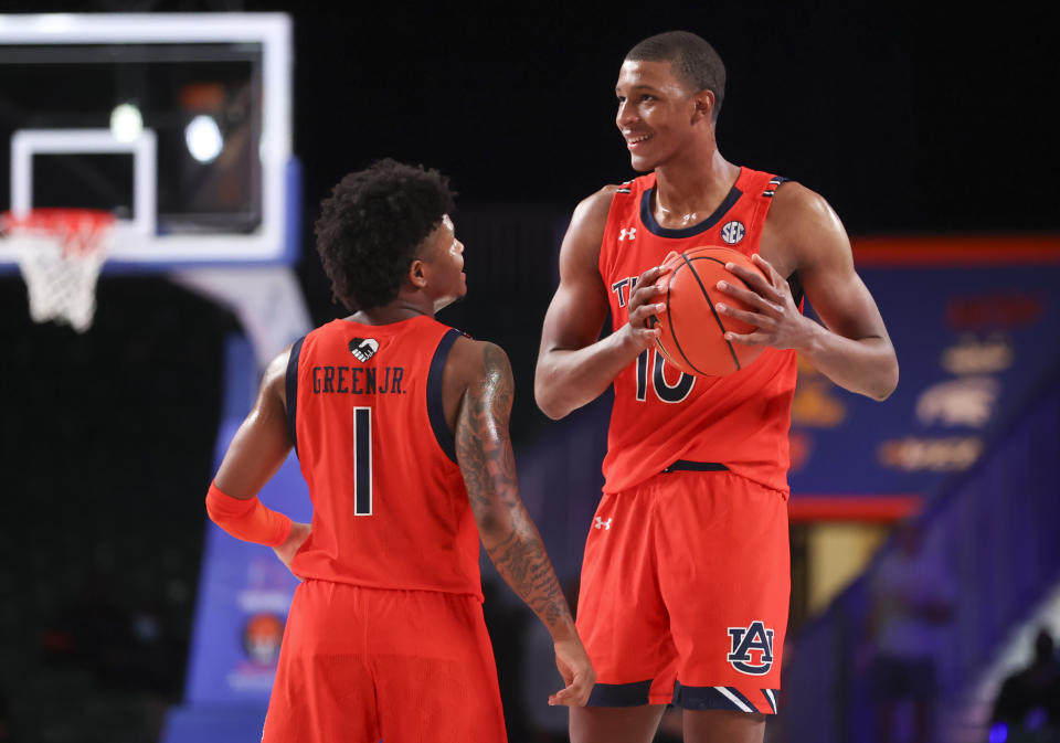 Auburn guard Wendell Green Jr. and forward Jabari Smith celebrate a win.