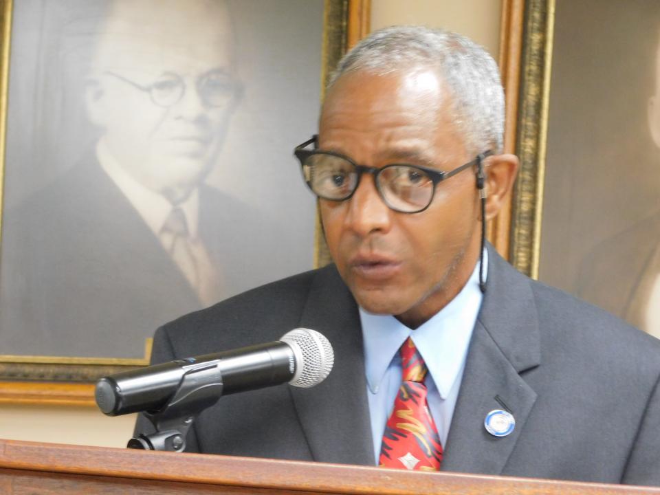 Opelousas Finance chairman Stephen Woods