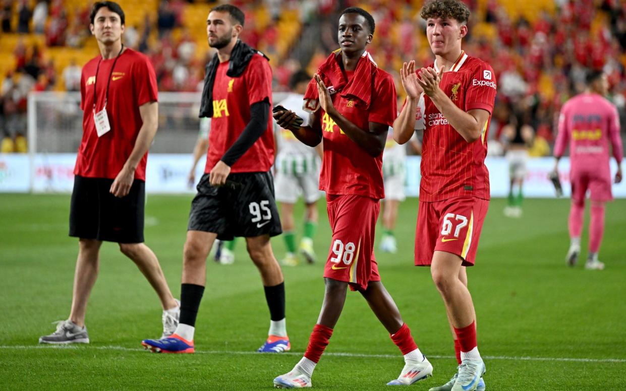 The players thank the fans after the game