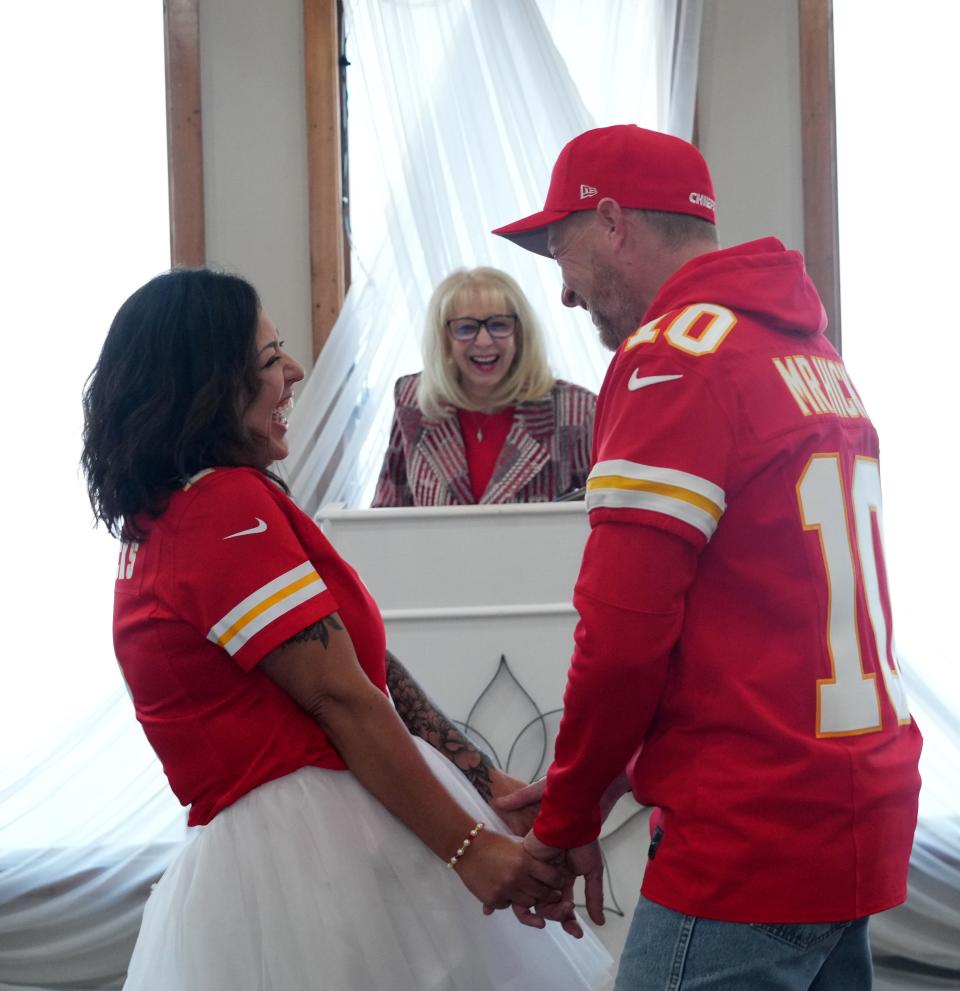 Calvin Hicks and Brooke Myers wed in Kansas City Chiefs gear at The Little Vegas Chapel on the eve of Super Bowl 58.