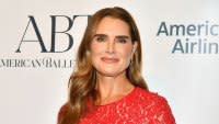 brooke-shields-eyebrows-serum