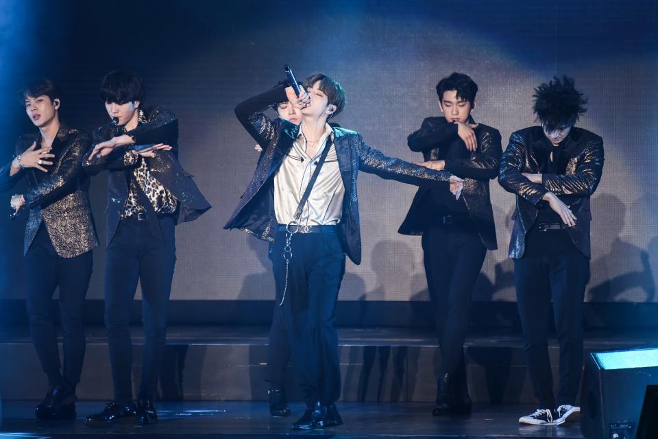 <h1 class="title">Got7 'Eyes On You' Concert In Taipei</h1><cite class="credit">Getty Images</cite>