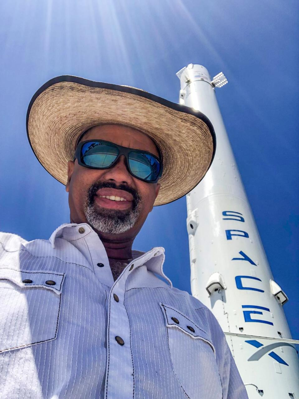 jb wagoner falcon 9 rocket selfie spacex headquarters hawthorne ca