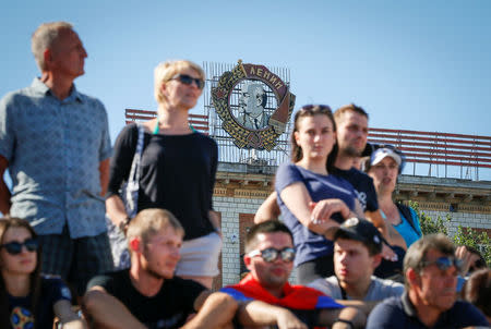 Soccer Football - FIFA World Cup - Group G - Tunisia v England - Volgograd, Russia - June 17, 2018 - Fans watch the public broadcast at a Fan Fest zone. REUTERS/Gleb Garanich