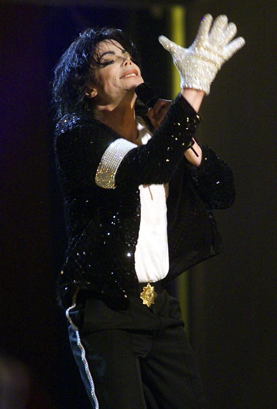 Michael Jackson's White Glove