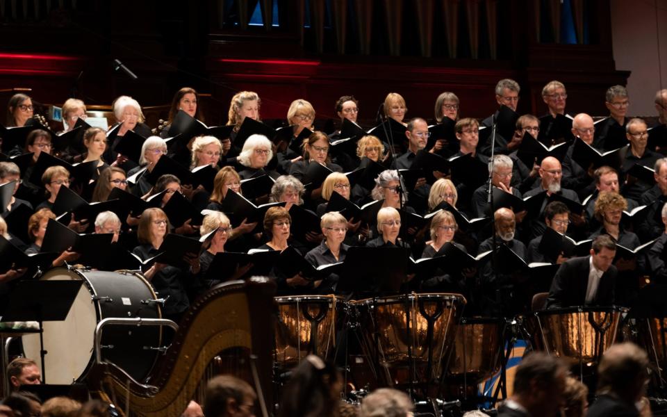 The Edinburgh Festival Chorus joined the Czech Philharmonic at Usher Hall - Jassy Earl