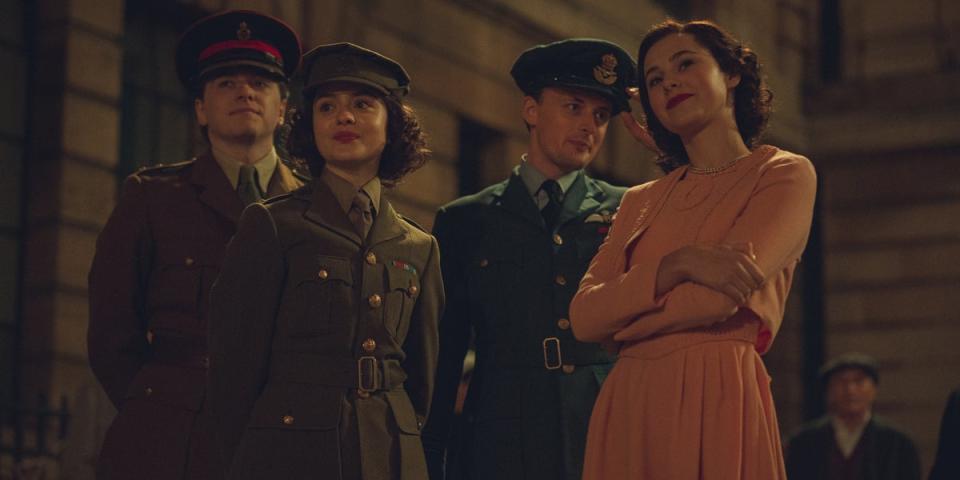 The young Queen and Princess Margaret on VE Day (Daniel Escale/Netflix)