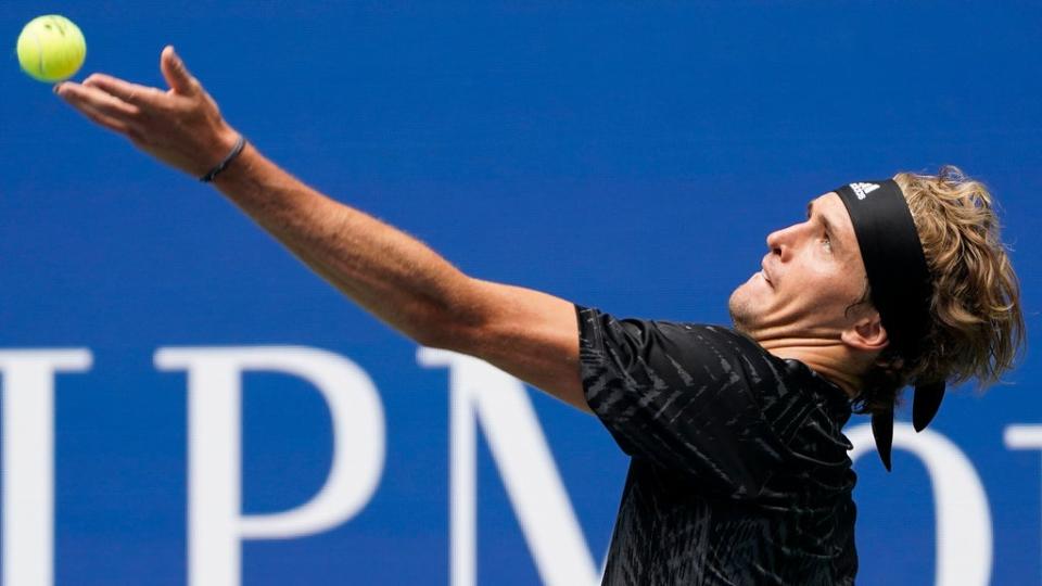 Alexander Zverev saw off Sam Querrey (John Minchillo/AP) (AP)