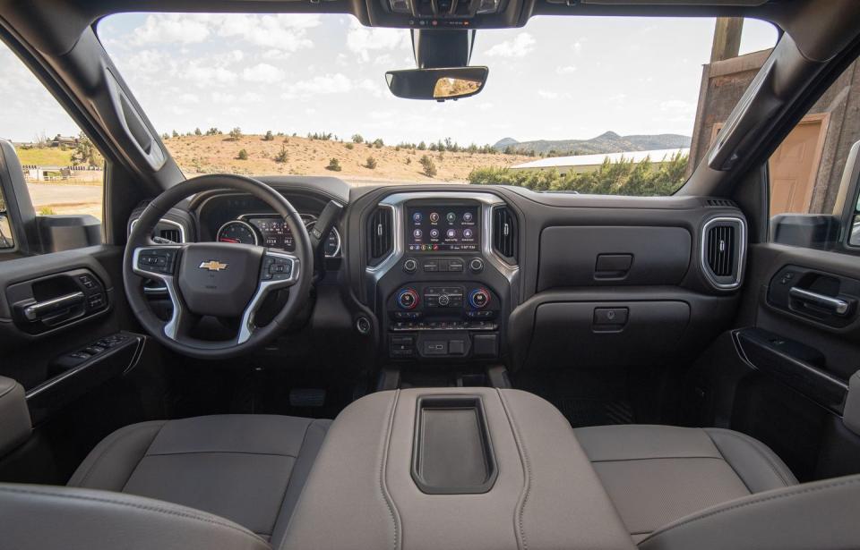 View Photos of the 2020 Chevrolet Silverado HD