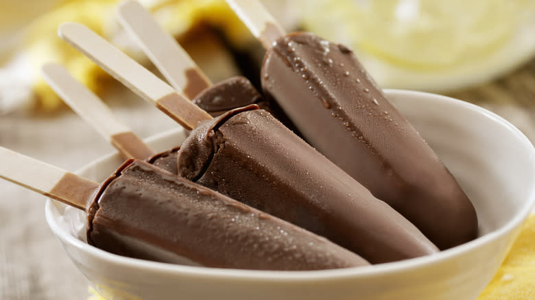 chocolate fudge ice pop
