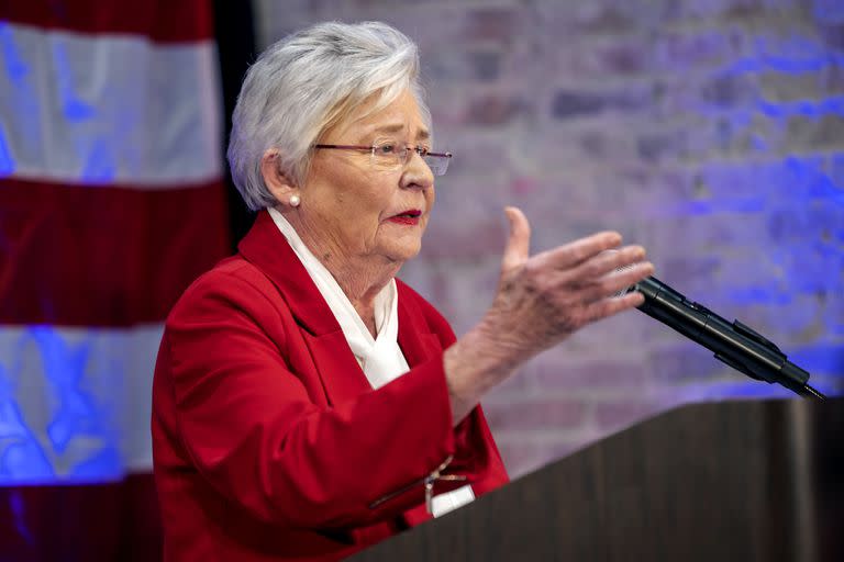 La gobernadora de Alabama Kay Ivey