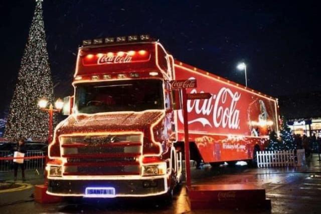 Feliz Navidad Regresa a Tijuana la ic nica Caravana Coca Cola