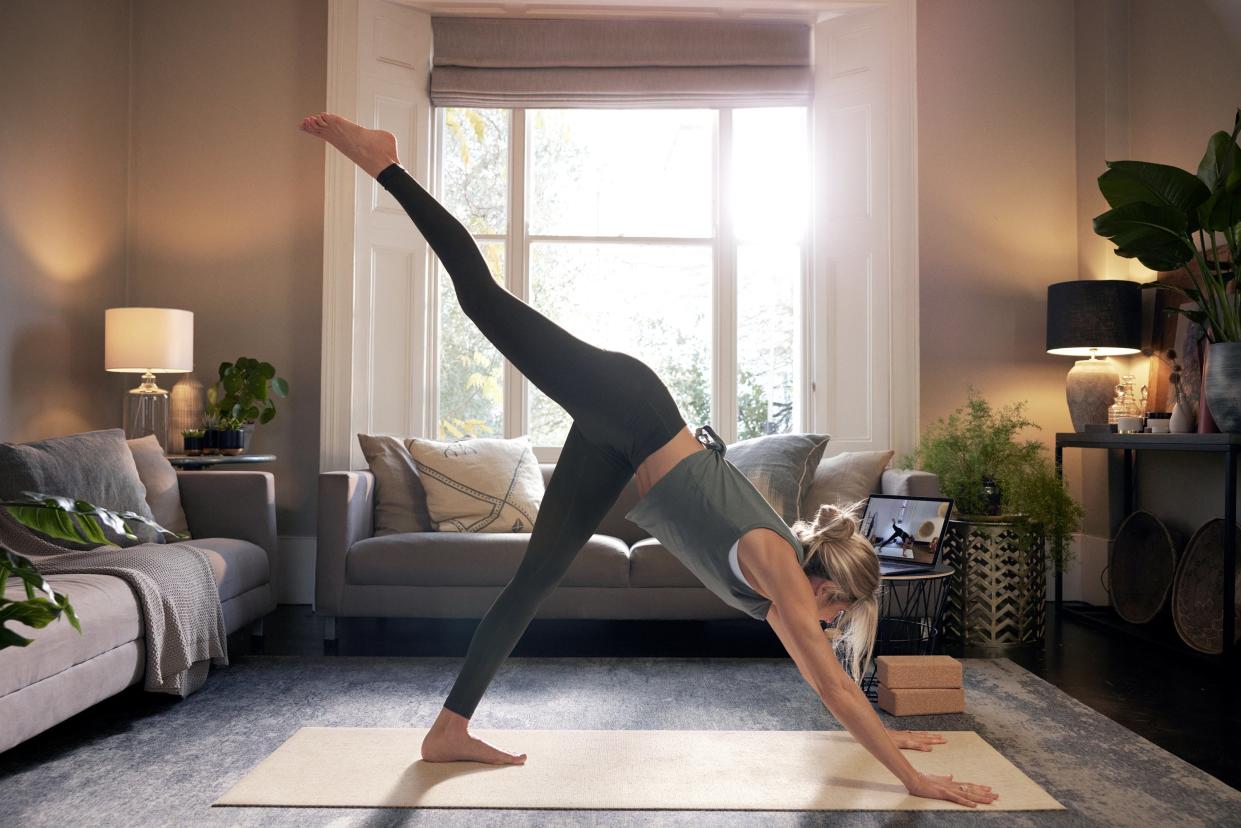 <p>Enjoy Heartcore’s dynamic mat pilates from the comfort of your own home.</p> (Heartcore at Home )