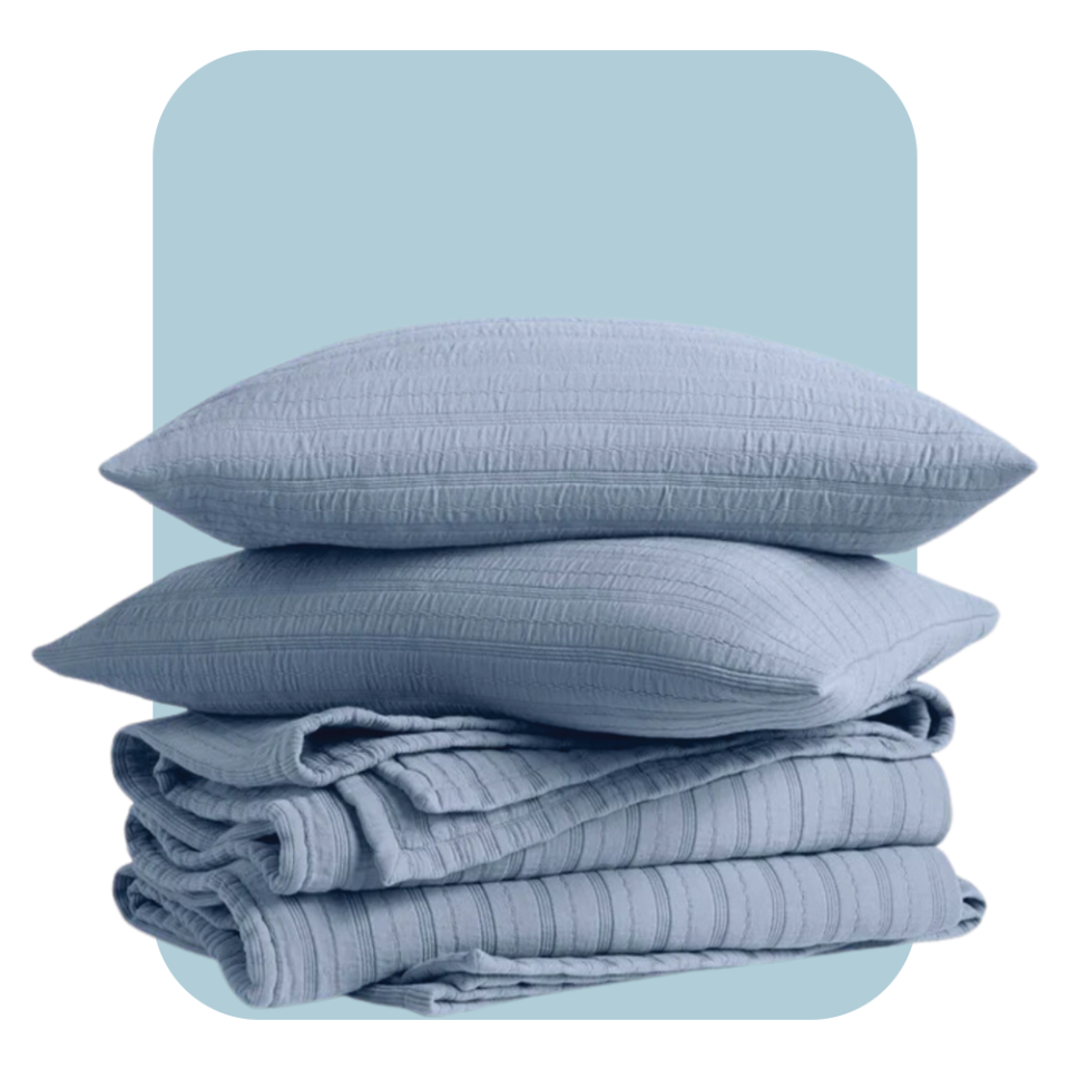 <p><a href="https://go.redirectingat.com?id=74968X1596630&url=https%3A%2F%2Fwww.brooklinen.com%2Fproducts%2Forganic-cotton-quilt-set&sref=https%3A%2F%2F" rel="nofollow noopener" target="_blank" data-ylk="slk:Shop Now;elm:context_link;itc:0;sec:content-canvas" class="link ">Shop Now</a></p><p>Organic Cotton Quilt Set</p><p>brooklinen.com</p><p>$378.00</p>